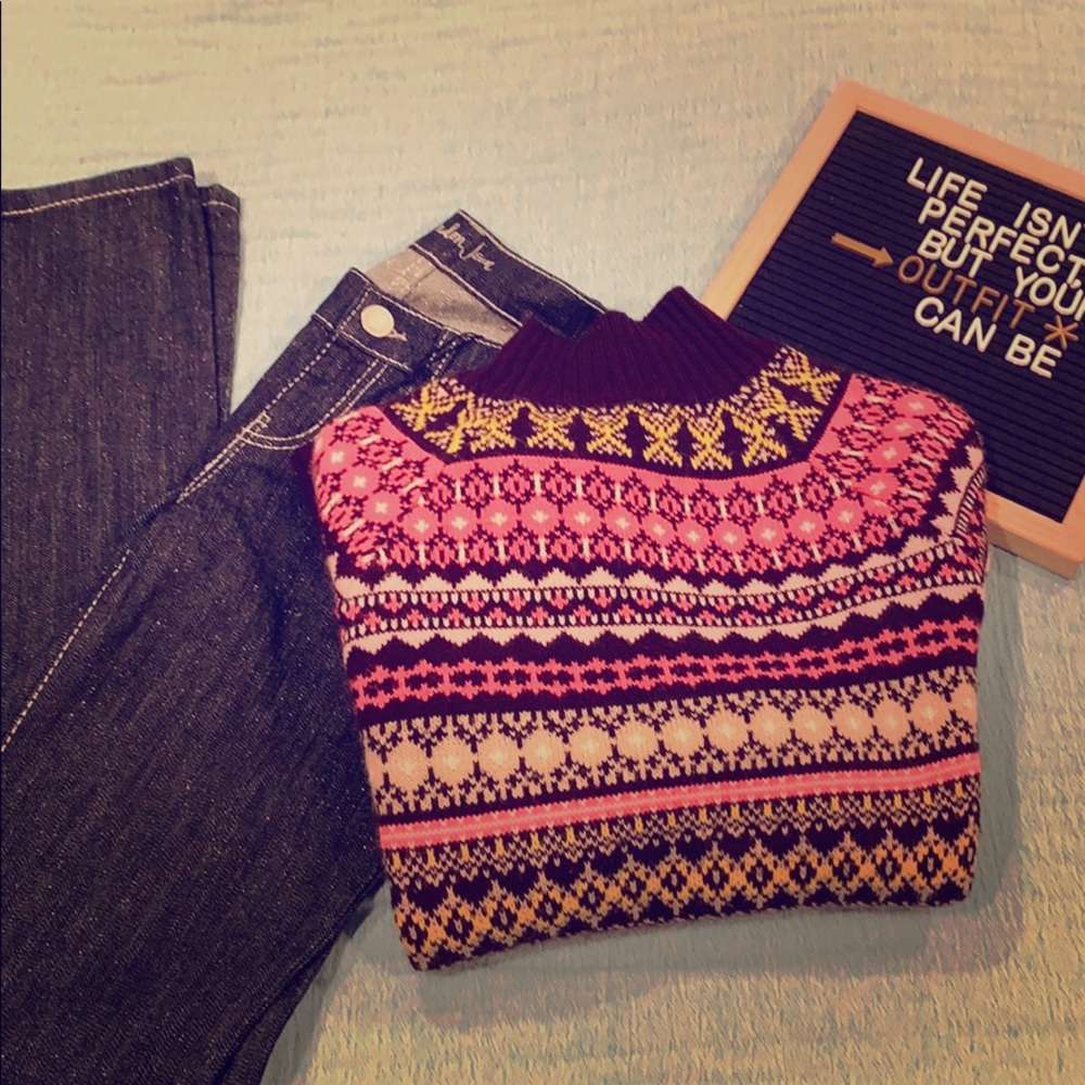 ☀️ CLEARANCE: New York & Company holiday sweater